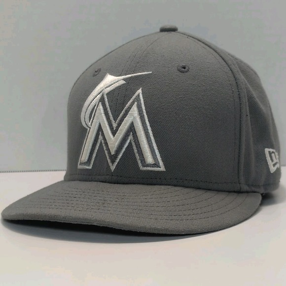 New Era Other - Miami Marlins New Era 59FIFTY Gray Basebat Players Hat Men's 7 5/8 Cap Florida